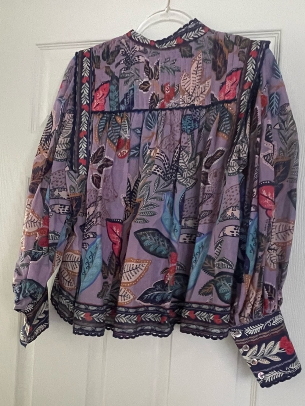 FARM Rio Lavender Multi-Color Botanical Print Peasant Top - Picture 13 of 13